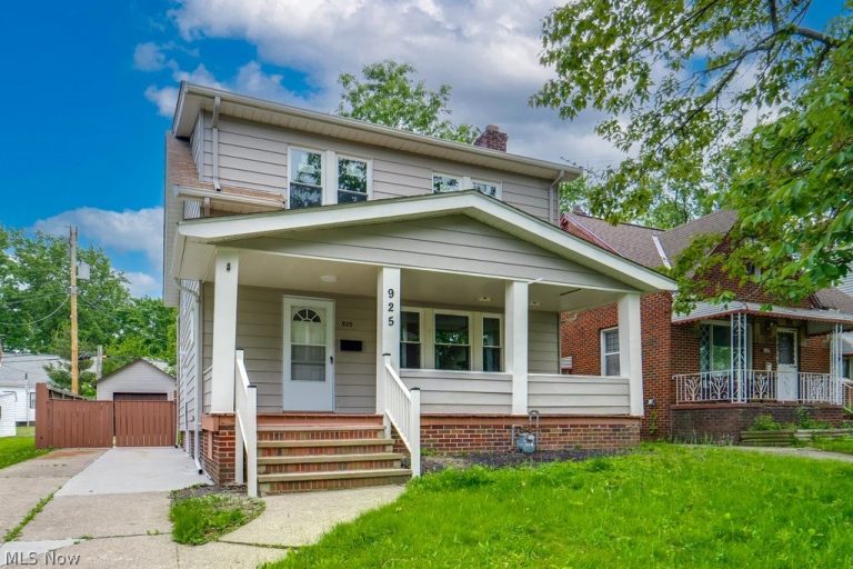 925 224th Street, Euclid, OH - Photo 2