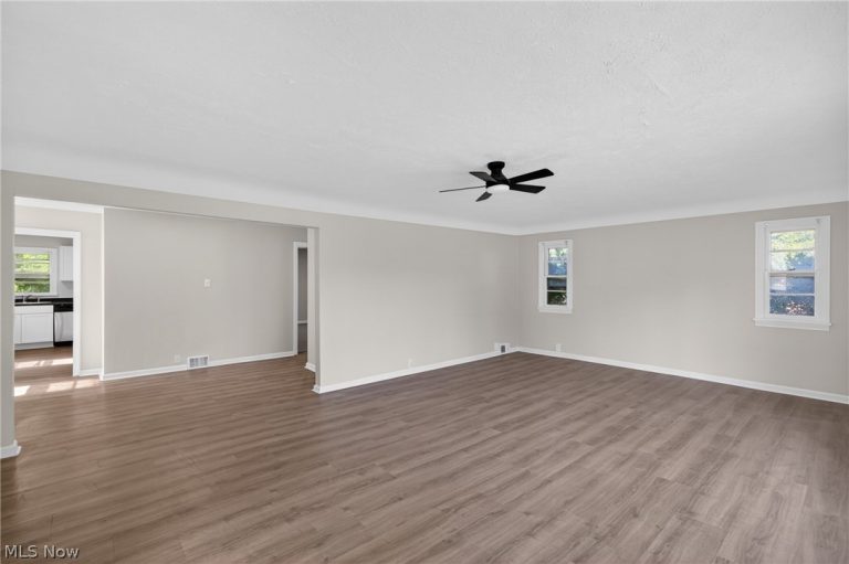 16218 Telfair Avenue, Cleveland, OH - Photo 8