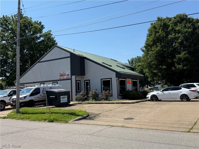 3100 Dudley Ave, Parkersburg, WV - Photo 2
