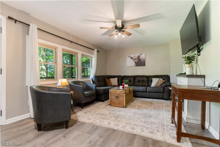 27708 Winona Road, Salem, OH - Photo 2