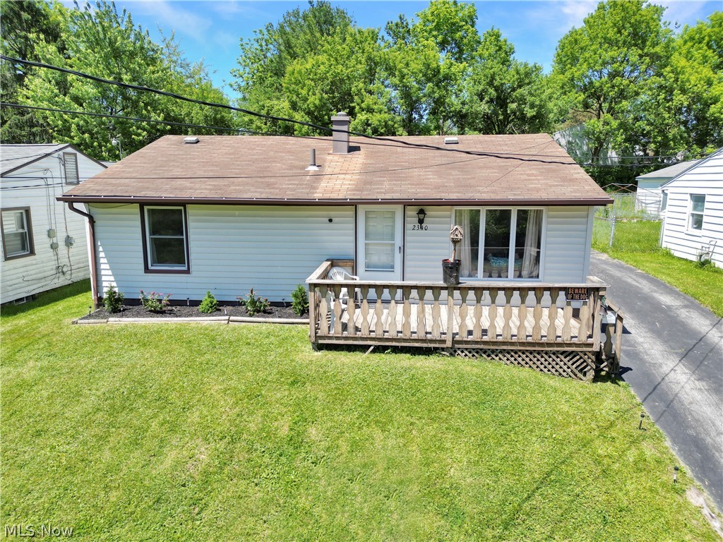 2340 Cherry Hill Avenue, Youngstown, OH