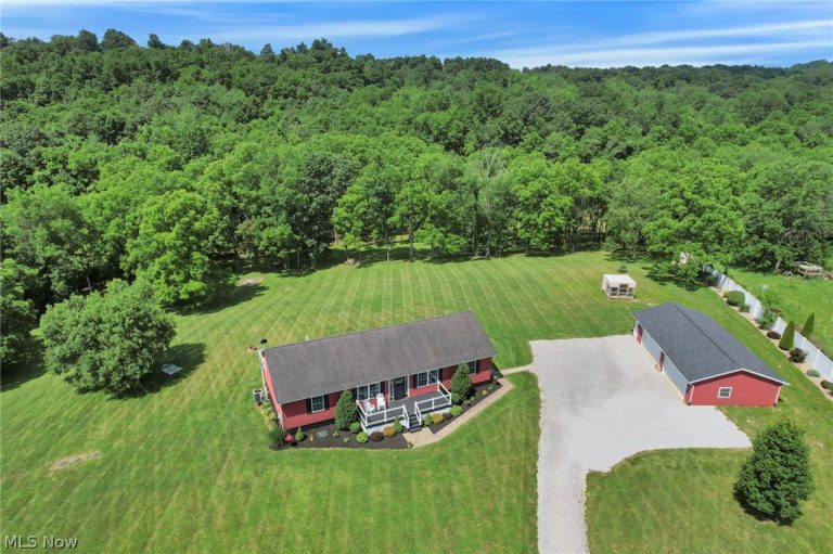 60145 Bliss Road, New Concord, OH - Photo 2