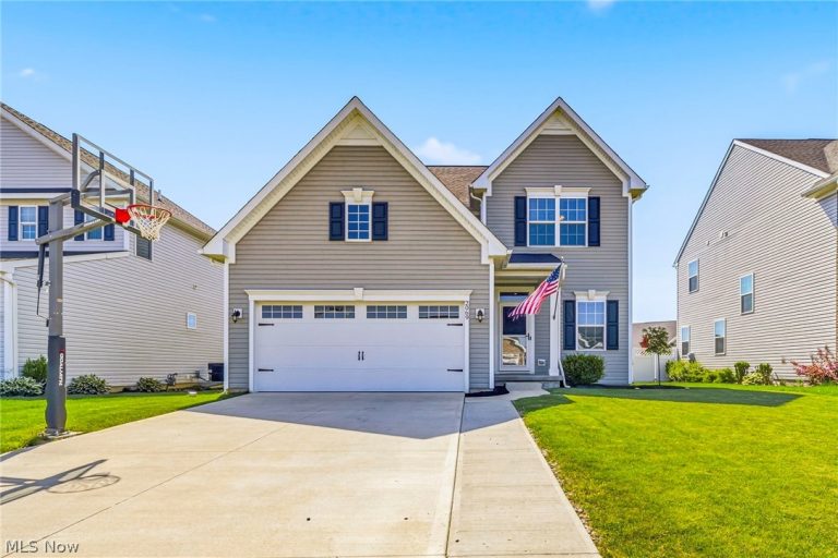 2069 Canterbury Drive, Willoughby, OH, 44094