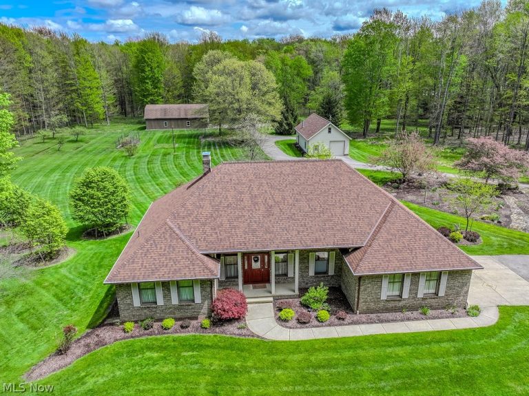 6475 Taylor Road, Painesville, OH - Photo 2