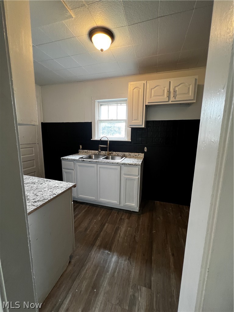 2283 East Avenue, Akron, OH - Photo 8