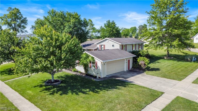 633 King Ridge Court, Ashland, OH - Photo 2