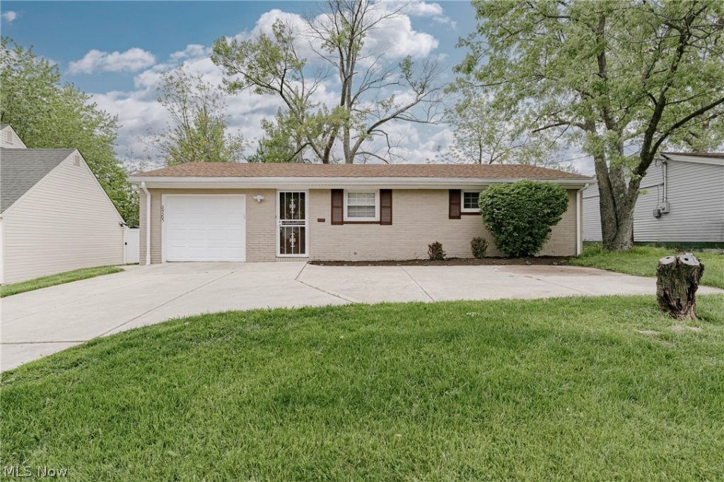 24505 Emery Road, Warrensville Heights, OH