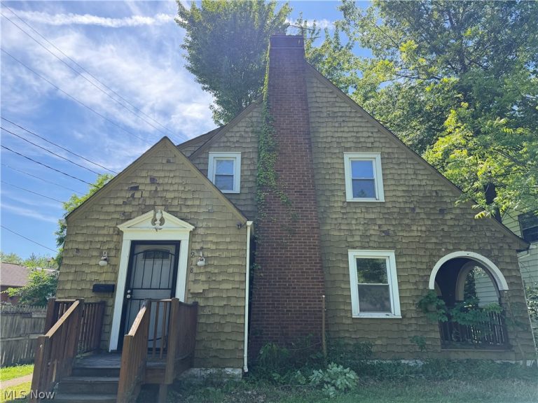 918 Frederick Boulevard, Akron, OH, 44320