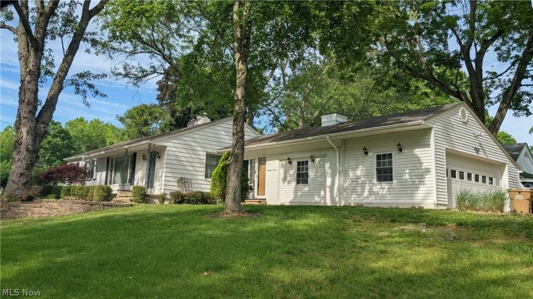 1607 26th Street, Cuyahoga Falls, OH - Photo 4