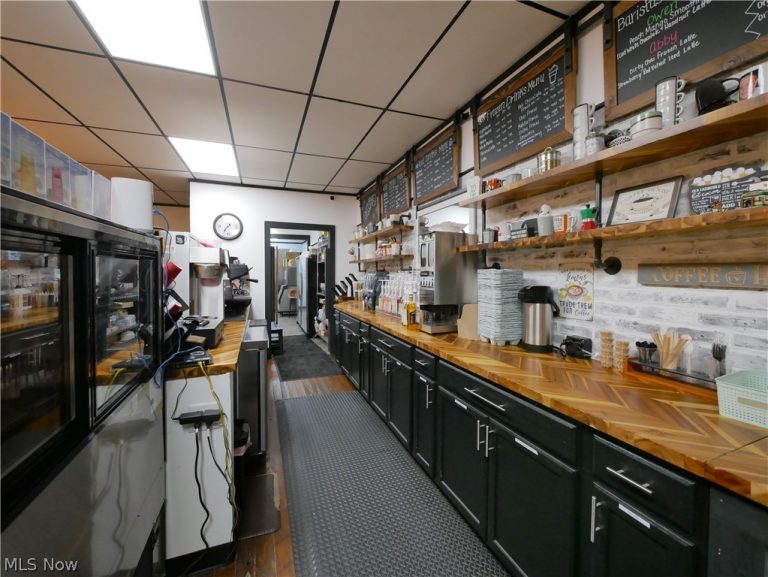 206 South main Street, Woodsfield, OH - Photo 8