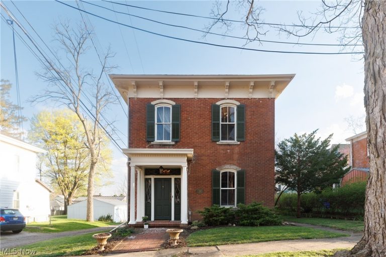 102 Lamartine Street, Mount Vernon, OH - Photo 2