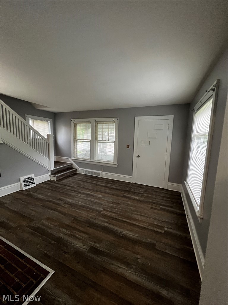 2283 East Avenue, Akron, OH - Photo 3