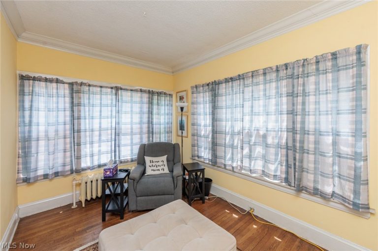 2168 Cottage Grove Drive, Cleveland Heights, OH - Photo 6