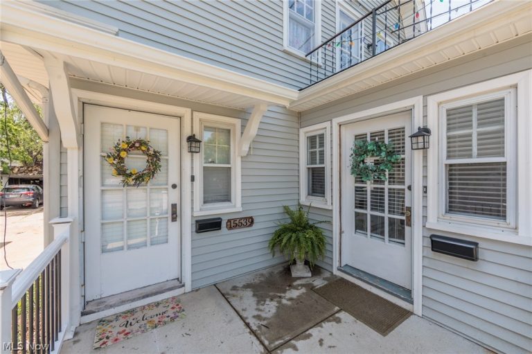 15539 Delaware Avenue, Lakewood, OH - Photo 6