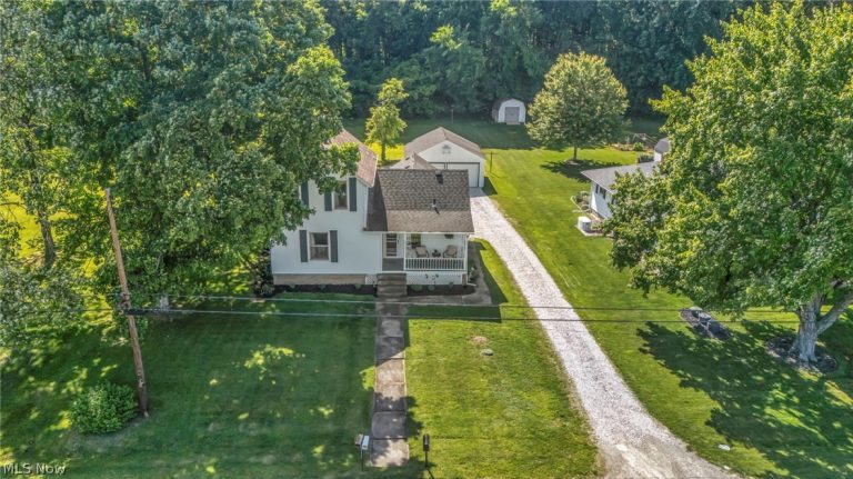 9598 Quarry Road, South Amherst, OH - Photo 3