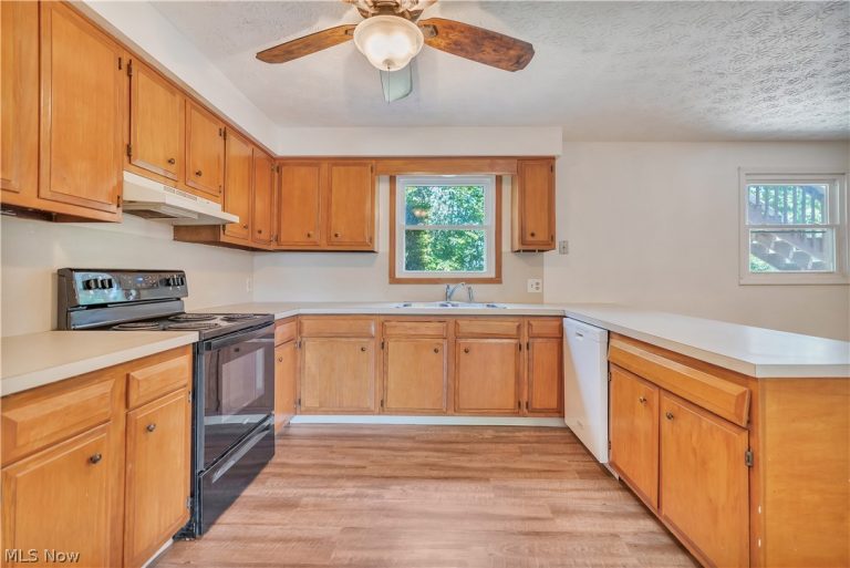 72-74 Briarcliff Avenue, Alliance, OH - Photo 8