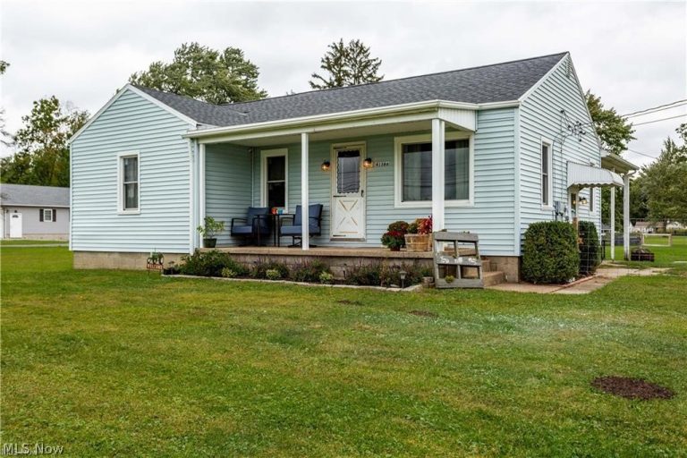 41386 Schadden Road, Elyria, OH - Photo 2