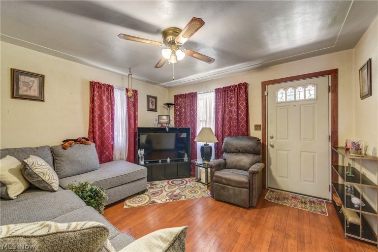 3155 Toledo Avenue, Lorain, OH - Photo 8