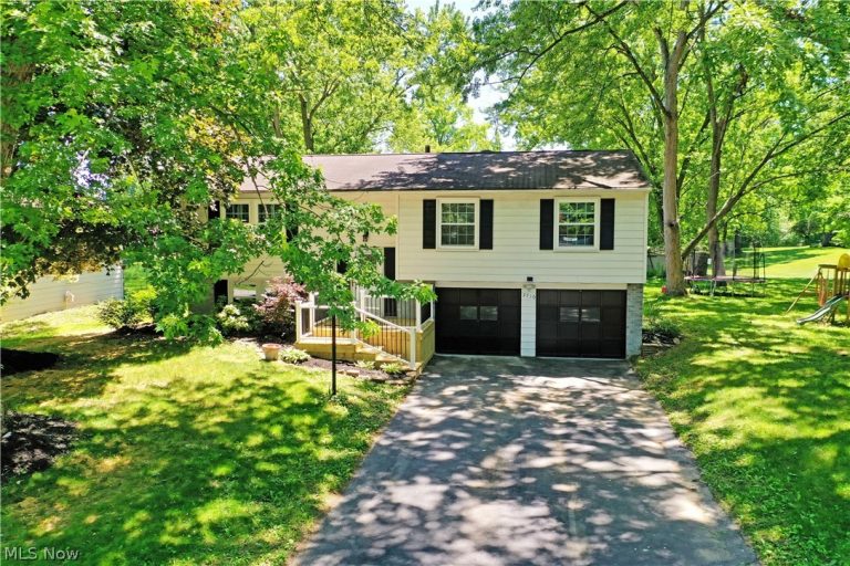 3710 Bellwood Drive, Warren, OH - Photo 3
