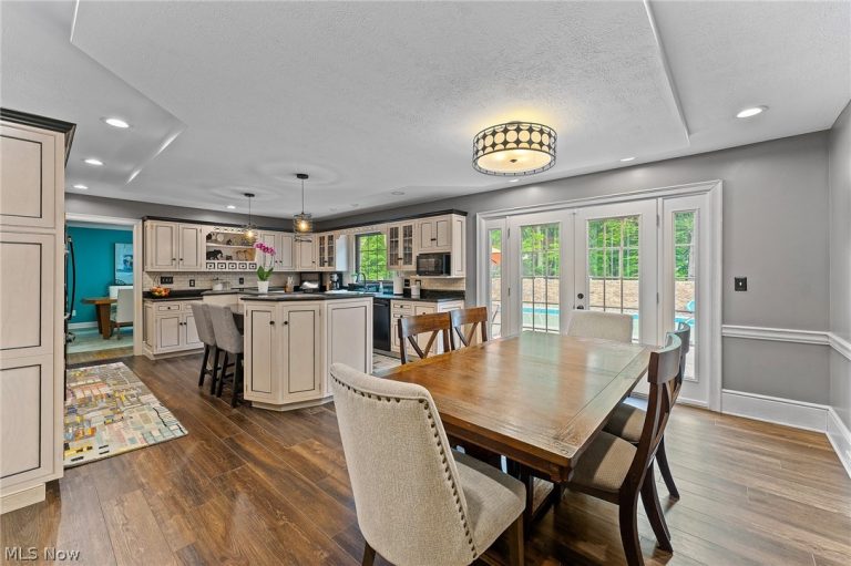 6127 Pebble Beach Court, Canfield, OH - Photo 5