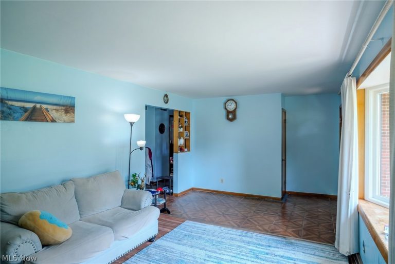 118 Coventry Road, Marietta, OH - Photo 5