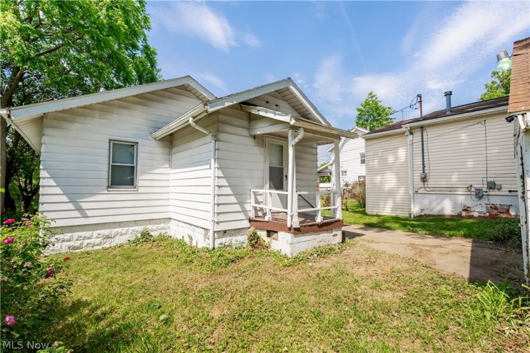 688 Kipling Street, Akron, OH - Photo 6