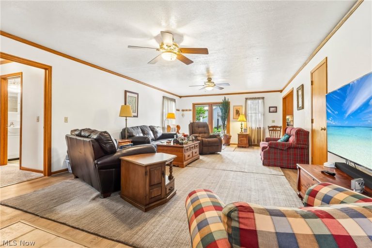 22875 Ellsworth Drive, Minerva, OH - Photo 4