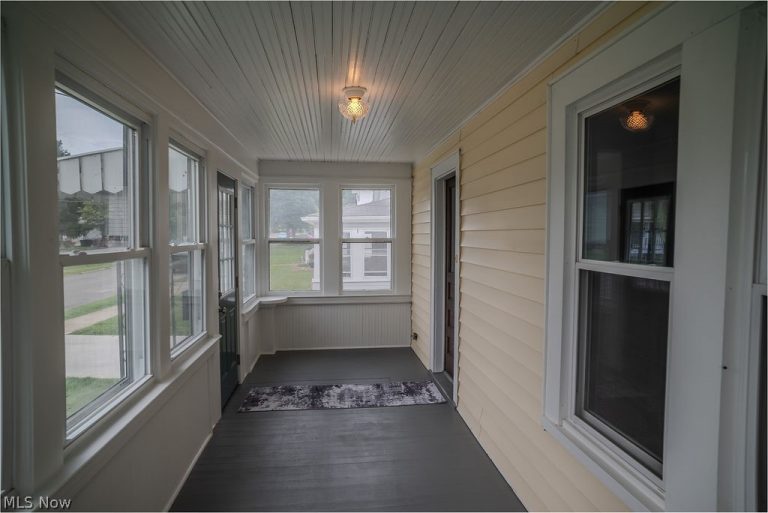 916 Maple Street, Parkersburg, WV - Photo 4