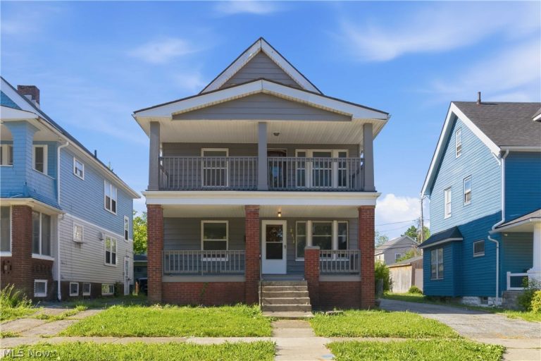 12812 Parkhill Avenue, Cleveland, OH - Photo 2