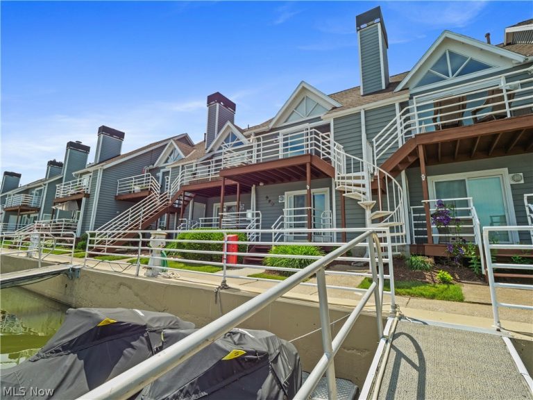 179 Marina Point Drive, Sandusky, OH - Photo 3