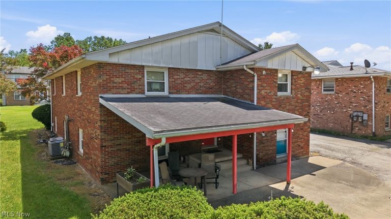 912 Highland Avenue, Girard, OH - Photo 8