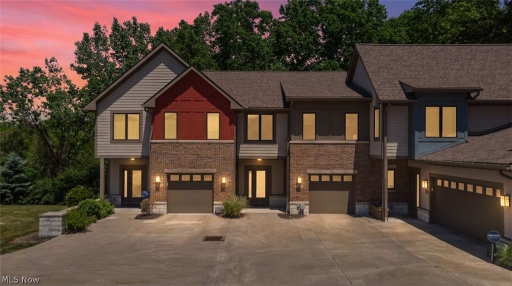 1357 Slate Court, Cleveland Heights, OH