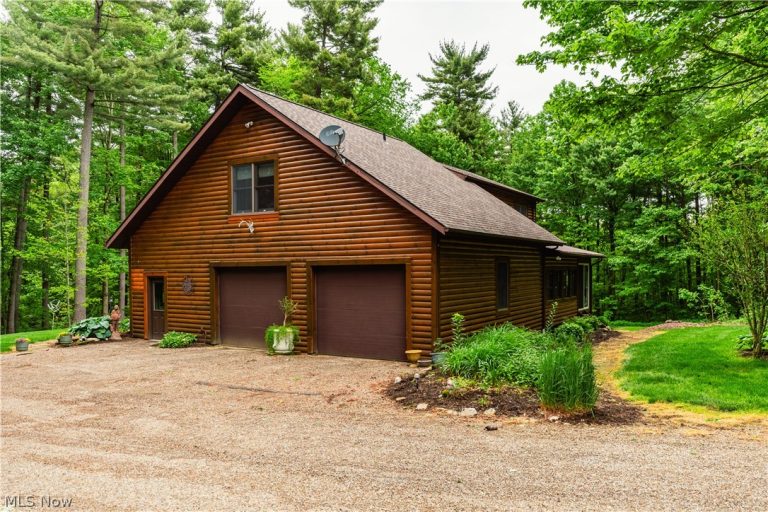 14264 Township Road 467, Lakeville, OH - Photo 4