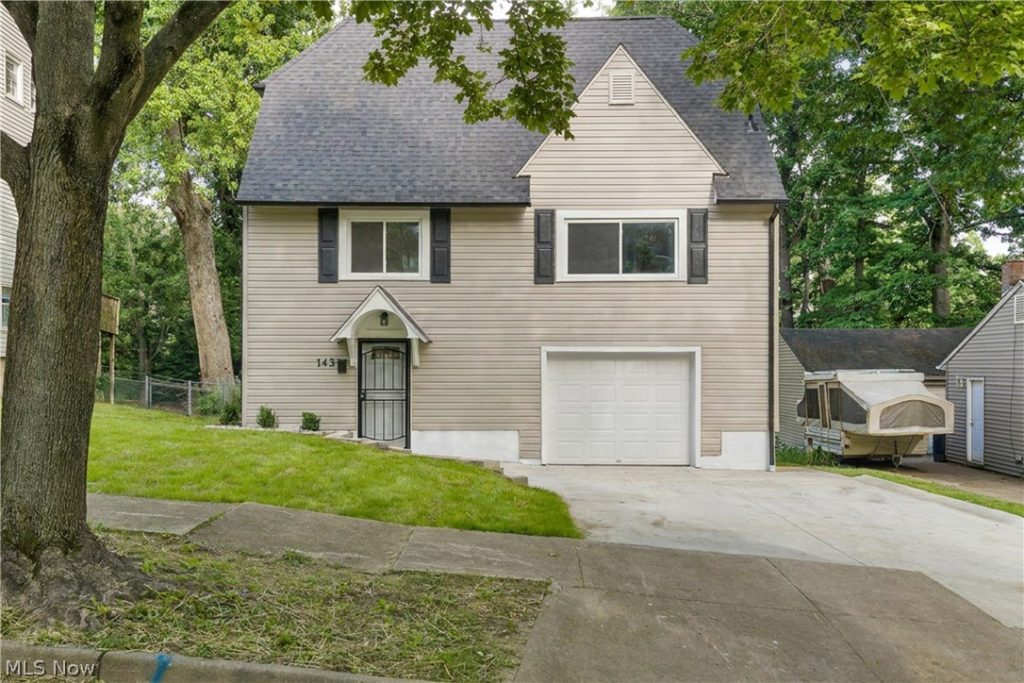 143 Malacca Street, Akron, OH