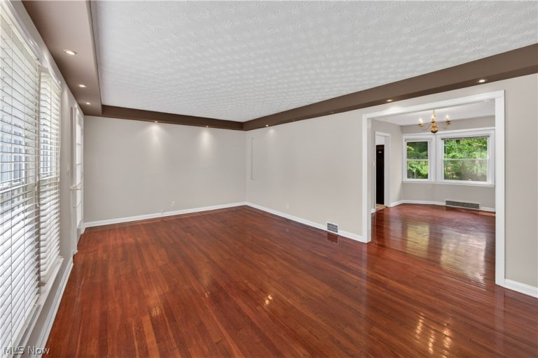 1274 Dorsh Road, South Euclid, OH - Photo 3