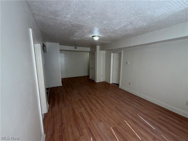 317 156th Street #4, Cleveland, OH - Photo 4