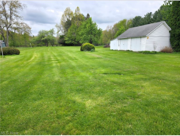 1478 Lockwood Road, Barberton, OH - Photo 2