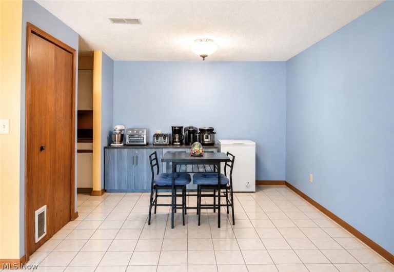 6215 Hidden Creek Drive #316, Lorain, OH - Photo 6