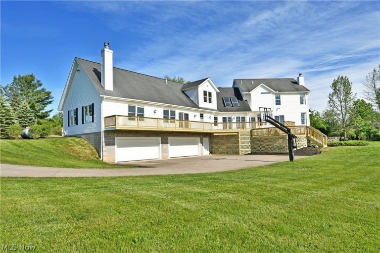 12030 Princeton Road, Huntsburg, OH - Photo 4