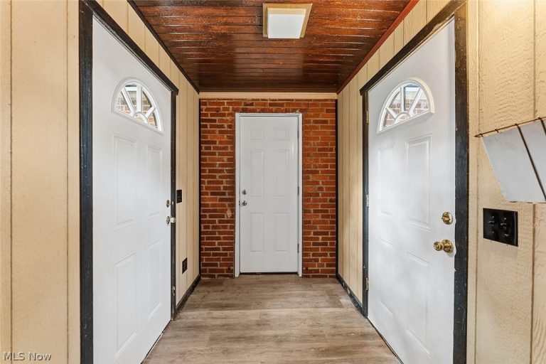 1485 221st Street, Euclid, OH - Photo 3