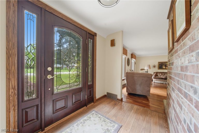 6118 Wiclif Street, Canton, OH, 44721