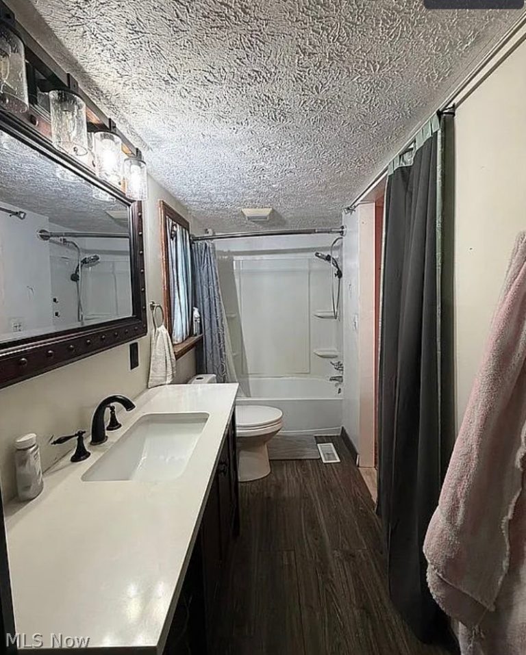 4287 Manchester Avenue #7, North Lawrence, OH - Photo 4