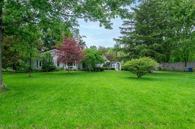 17404 Vermont Street, Grafton, OH, 44044
