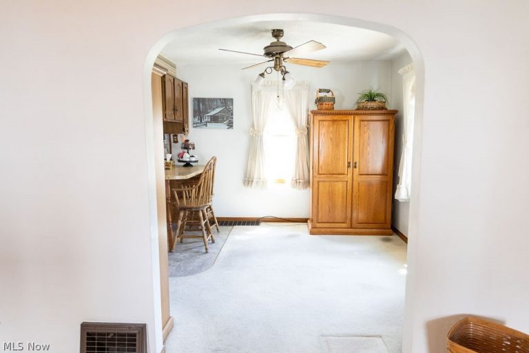 8 Driggs Lane, Bridgeport, OH - Photo 4