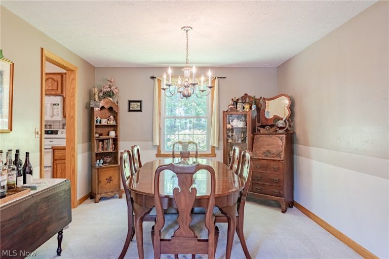 4680 Treetop Drive, Copley, OH - Photo 8