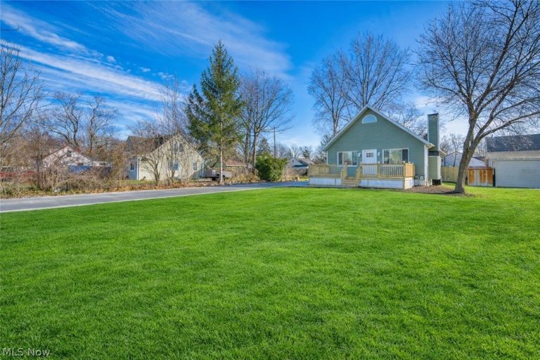 33418 Lake Shore Boulevard, Willowick, OH - Photo 6