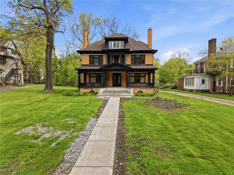 252 Broadway Avenue, Youngstown, OH, 44504