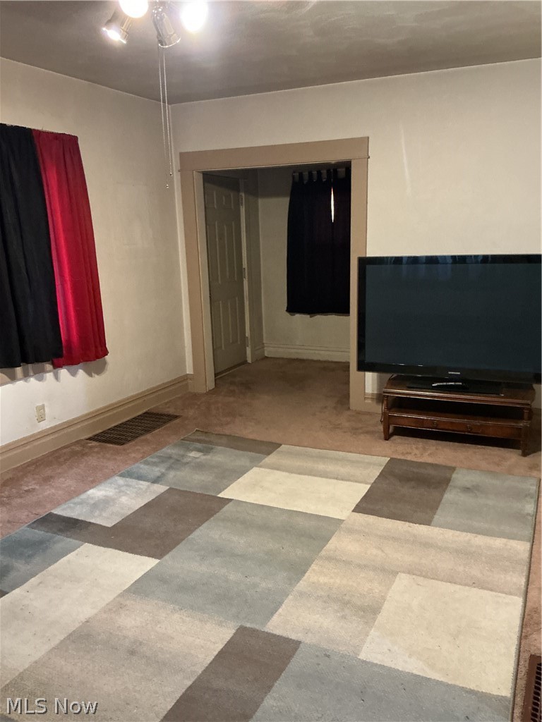 667 Seiberling Street, Akron, OH - Photo 4
