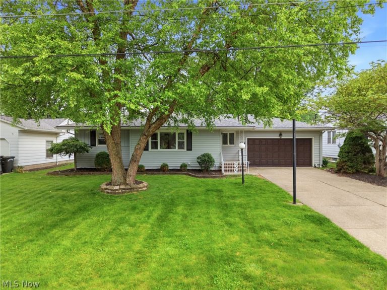 537 Randall Road, Elyria, OH - Photo 2