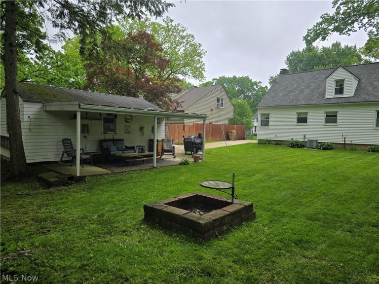 2666 Owaisa Road, Cuyahoga Falls, OH - Photo 5